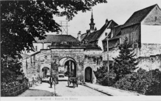 La porte de Strasbourg avant la guerre de 1939-1945 du côté de la gare.