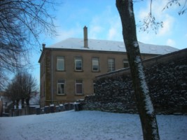 La façade de la maison Saint-Conrad donnant sur la rue des Capucins.