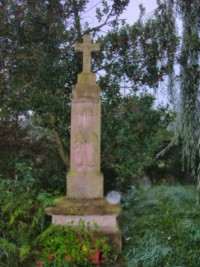 Datant de 1829, la croix monumentale se dressait auparavant dans le village de Montbronn.
