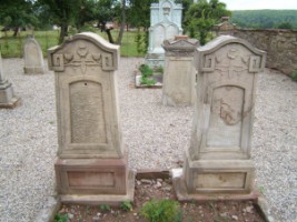 Tombes anabaptistes à Gentersberg (photographie de Fabrice Schneider).