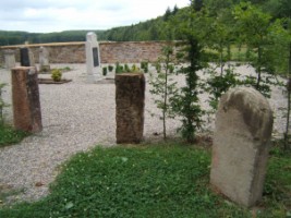 Tombes anabaptistes à Gentersberg (photographie de Fabrice Schneider).