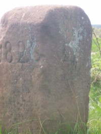 Des bornes-frontières sont installées à la limite des bans de Liderschiedt et de Schweix, datant de 1826. Elles signifient l'ancienne frontière entre la France et la Bavière - le Palatinat bavarois -, frontière existant toujours entre la France et l'Allemagne.