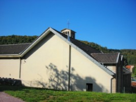 L'arrière de l'église paroissiale de Reyersviller.