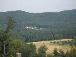 Vue du hameau de Bremendell, situé à proximité immédiate de la frontière allemande, sur le chemin menant au village de Ludwigswinkel.