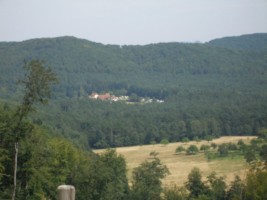 Vue du hameau de Bremendell, situé à proximité immédiate de la frontière allemande, sur le chemin menant au village de Ludwigswinkel.