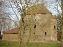 Le ch&acirc;teau du XVe si&egrave;cle.
