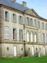 Le nouveau château de Weidesheim, de style néoclassique, est reconstruit à la veille de la Révolution française.