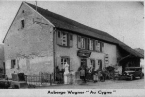 L'auberge Wagner de Holbach, " Au Cygne ", au début du XXe siècle.