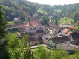 L'&eacute;glise Saint-Marc de Siersthal, jadis la plus riche paroisse du dioc&egrave;se, est l'&eacute;glise-m&egrave;re de quatre succursales jusqu'&agrave; la R&eacute;volution.