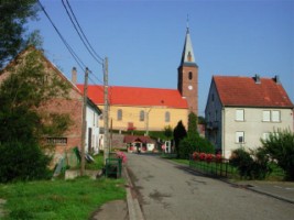 L'église paroissiale Saint-Hubert de Breidenbach est construite en 1779 et agrandie en 1859.