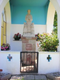 L'intérieur de l'oratoire de la rue d'Urbach.