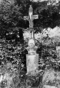 La croix est élevée vers 1820 (photographie du service régional de l'inventaire de Lorraine).
