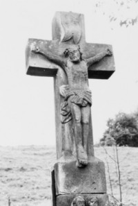 Le croisillon de la croix (photographie du service régional de l'inventaire de Lorraine).