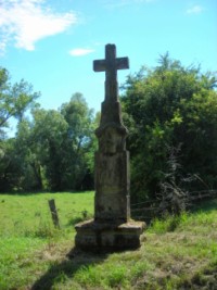 La croix est érigée en 1820 au lieu-dit Hartberg.