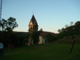 L'église paroissiale d'Obergailbach est érigée au XIIe siècle, puis restaurée en 1774 et 1902.