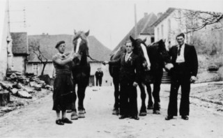 La rue de l'église en mars 1941.