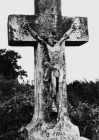 Le croisillon de la croix (photographie du service régional de l'inventaire de Lorraine).