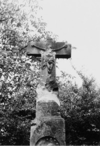 Le croisillon de la croix (photographie du service régional de l'inventaire de Lorraine).