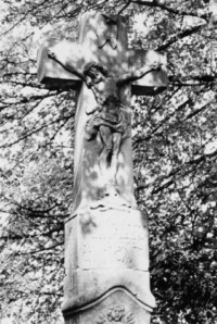 Le croisillon de la croix (photographie du service régional de l'inventaire de Lorraine).