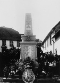 Le monument aux morts de la première guerre mondiale.