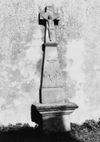 La croix est érigée en 1848.
