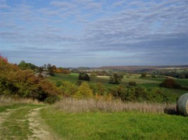 Le pays d&eacute;couvert en automne.